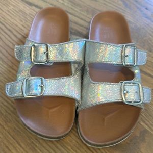 Slip on Gap sandals Little girls US 1/2